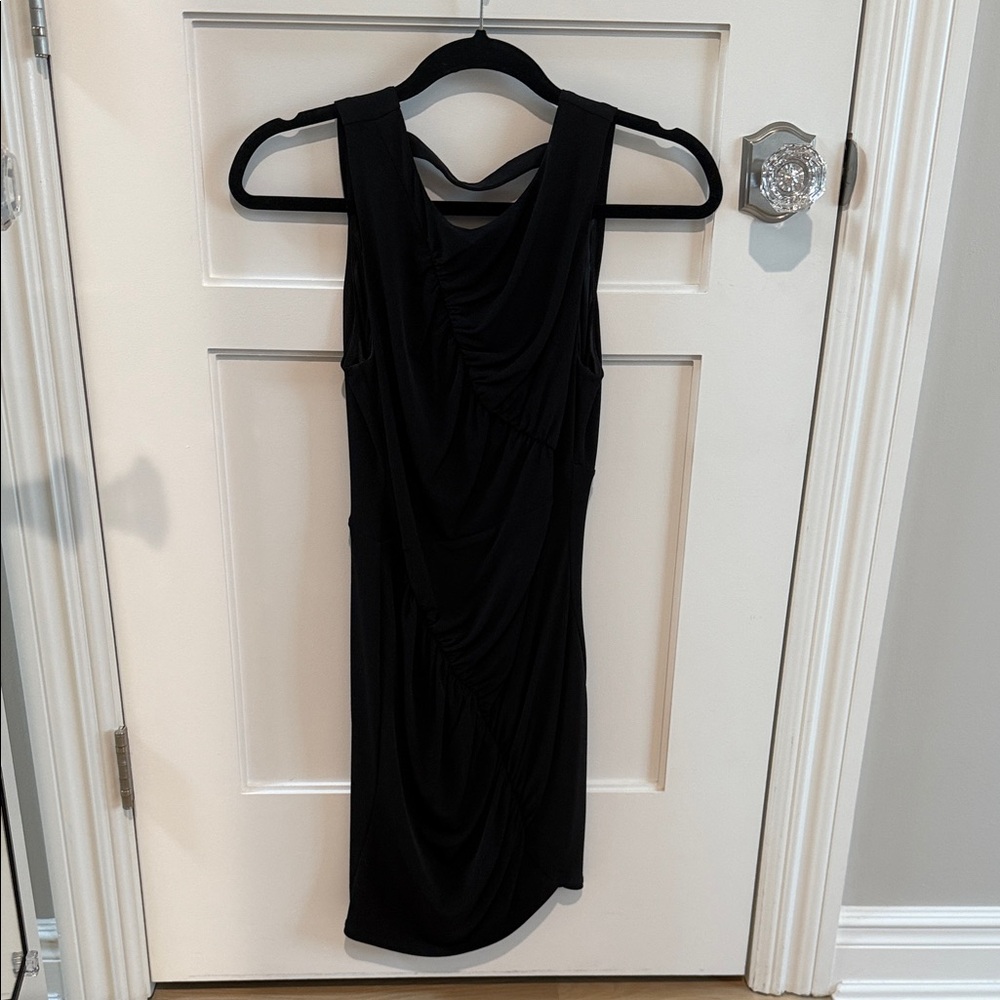 Elegant Black Sleeveless Dress